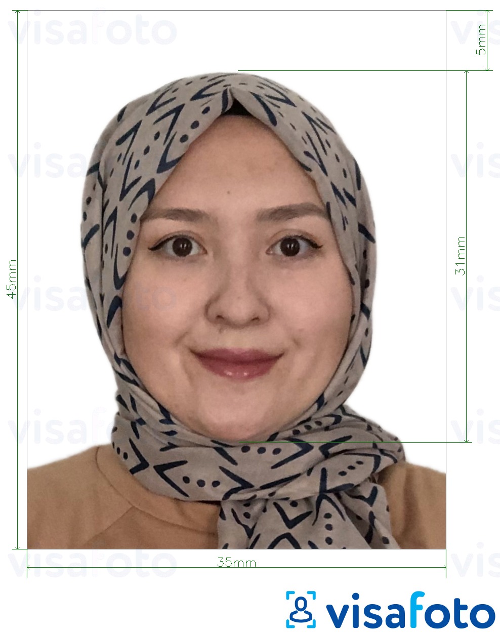 Exempel av foto för Malaysia Visum 35x45 mm vit bakgrund  med en optimal storlek